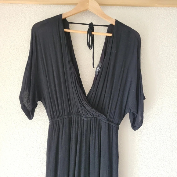 LULUS Black Deep V Neck Dolman Sleeve Pants Jumpsuit  Size Small - Picture 4 of 9